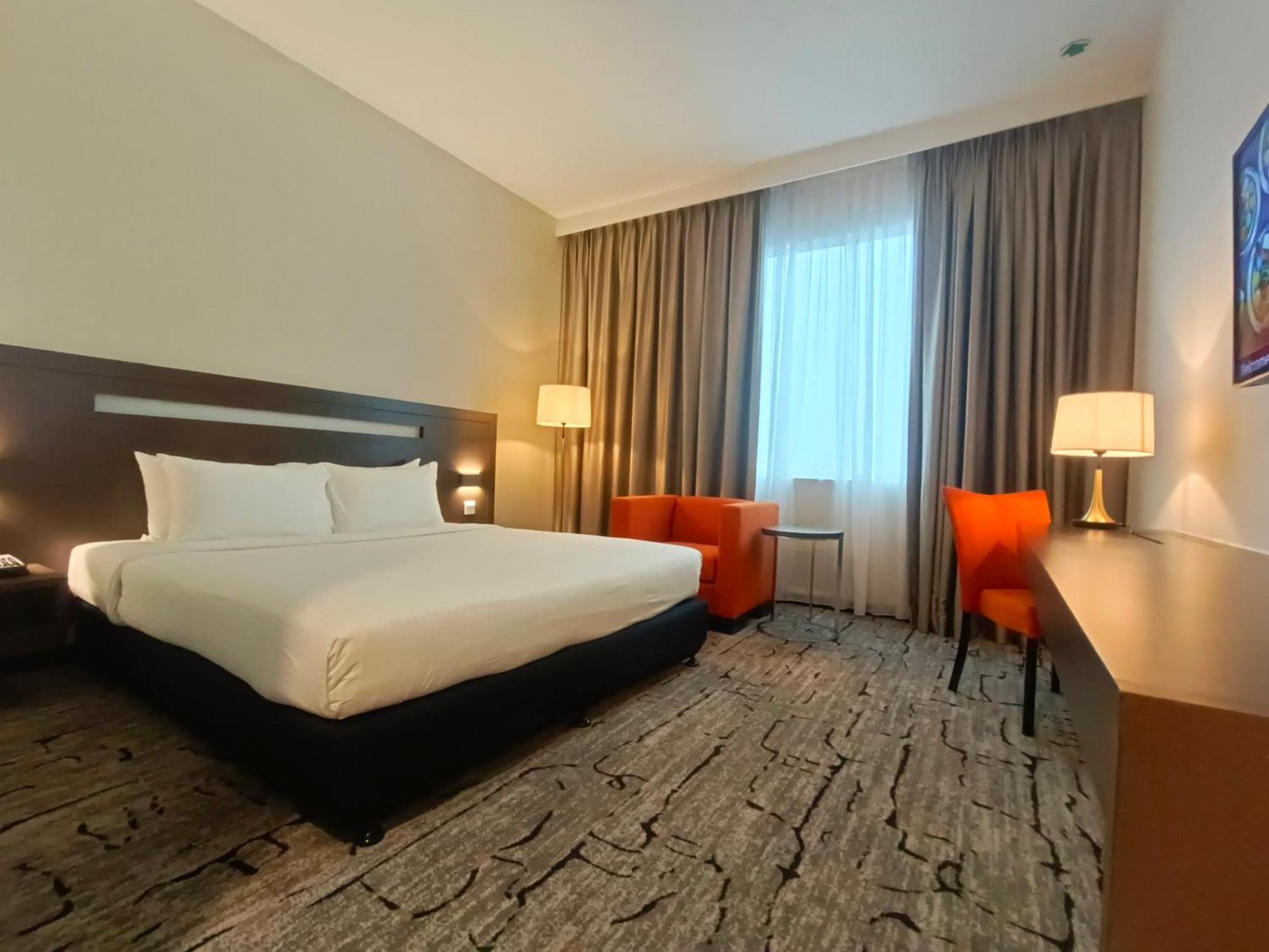 Premiere Hotel - Complimentary Shuttle To Klang Wholesale Market Bagian luar foto