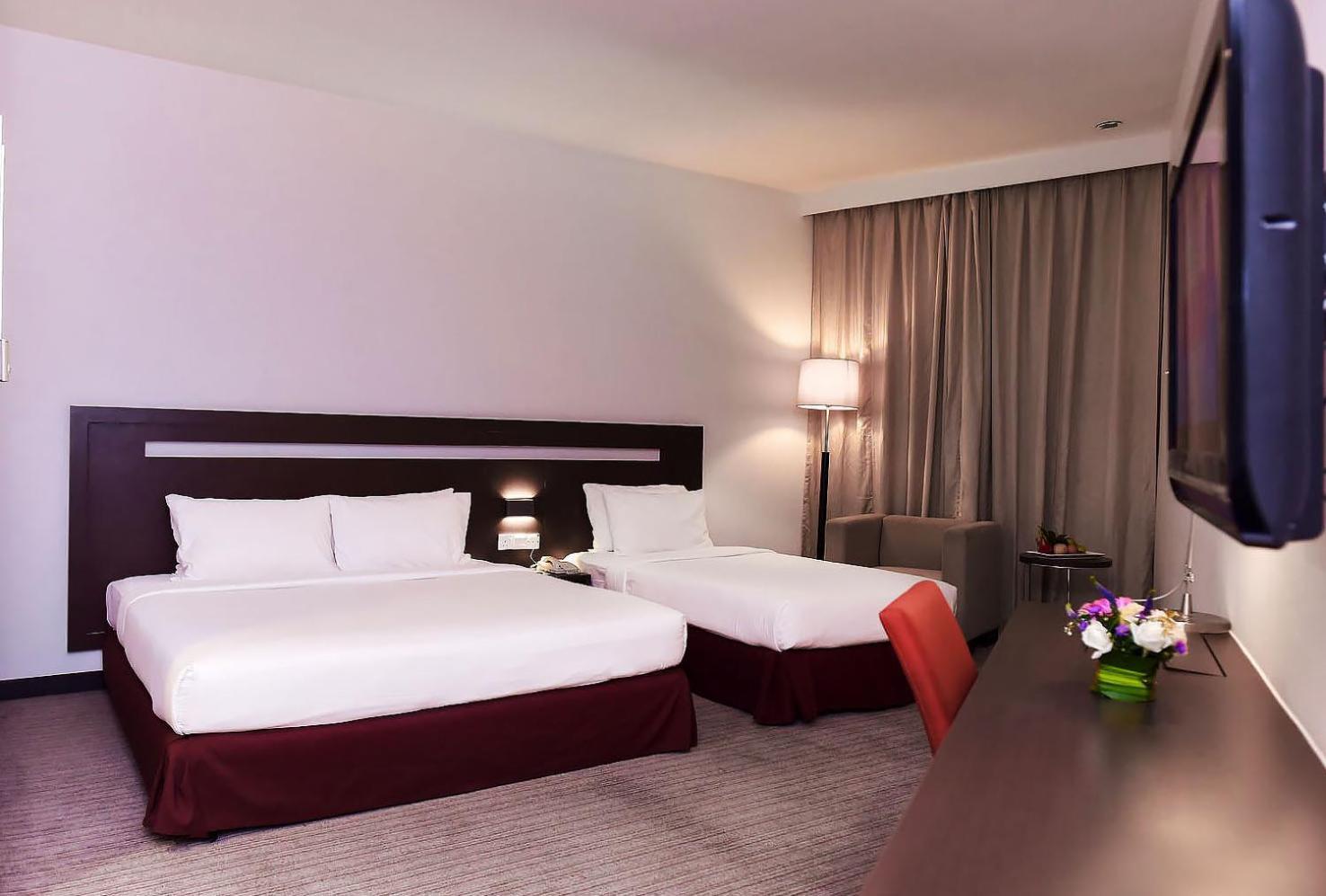 Premiere Hotel - Complimentary Shuttle To Klang Wholesale Market Bagian luar foto