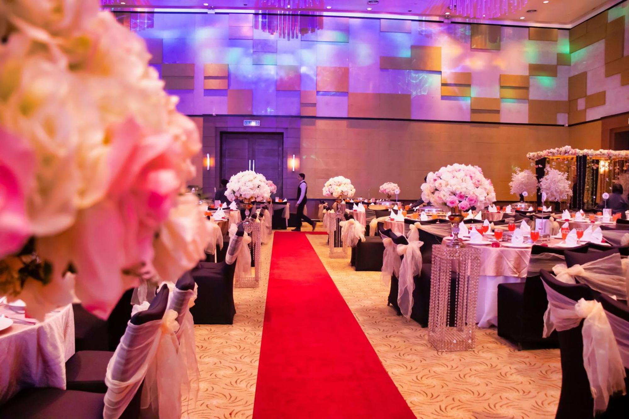 Premiere Hotel - Complimentary Shuttle To Klang Wholesale Market Bagian luar foto