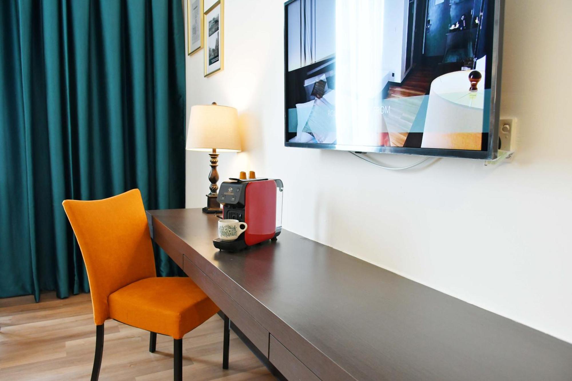 Premiere Hotel - Complimentary Shuttle To Klang Wholesale Market Bagian luar foto